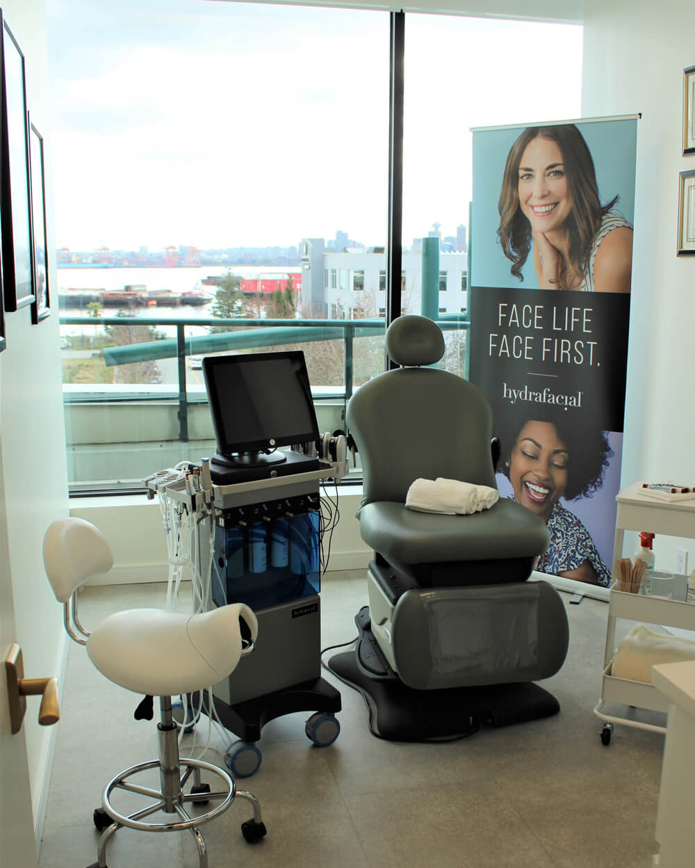 Celebrity Haydra Facial Room