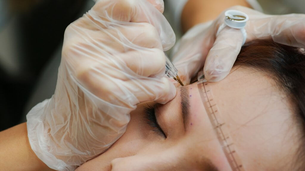 Microblading eyebrows work flow in a beauty salon