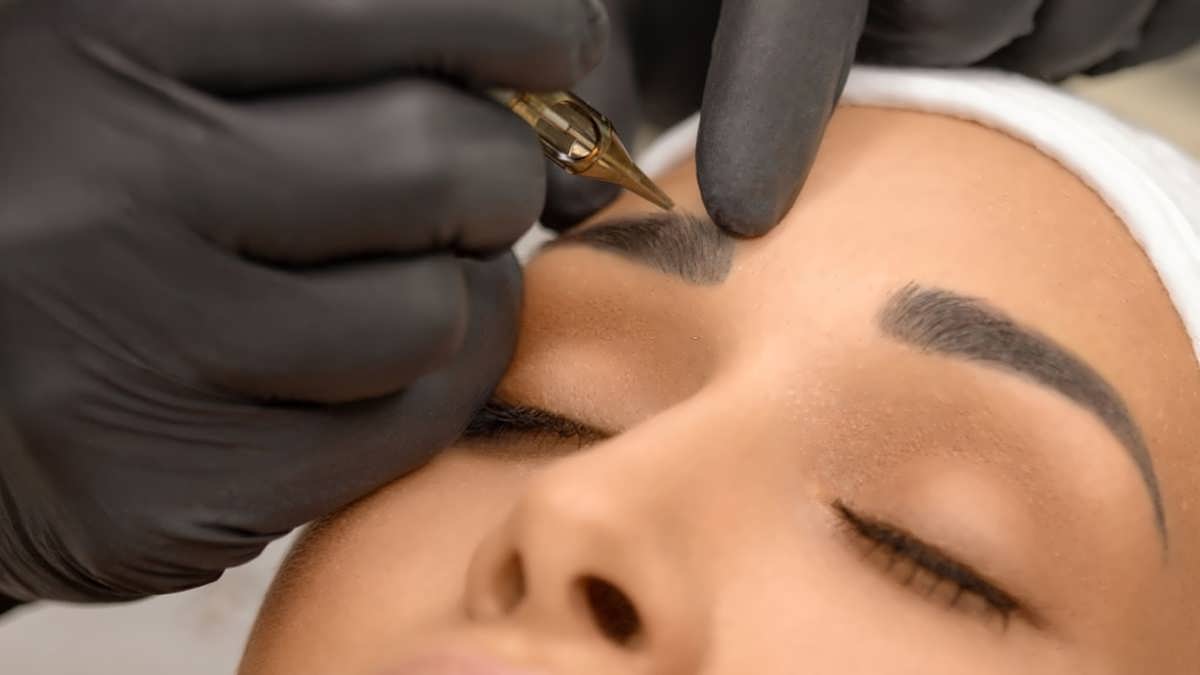 Eyebrow Tattoos London | Semi Permanent Eyebrows Makeup