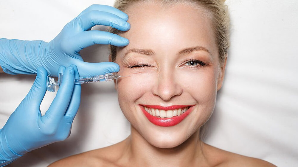 Hyaluronic acid injection for beautiful woman
